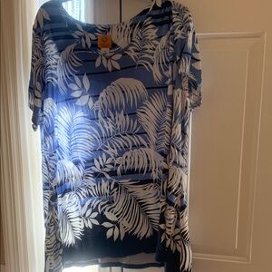 Ruby Rd. Navy and White Tropical Print 2X  Top